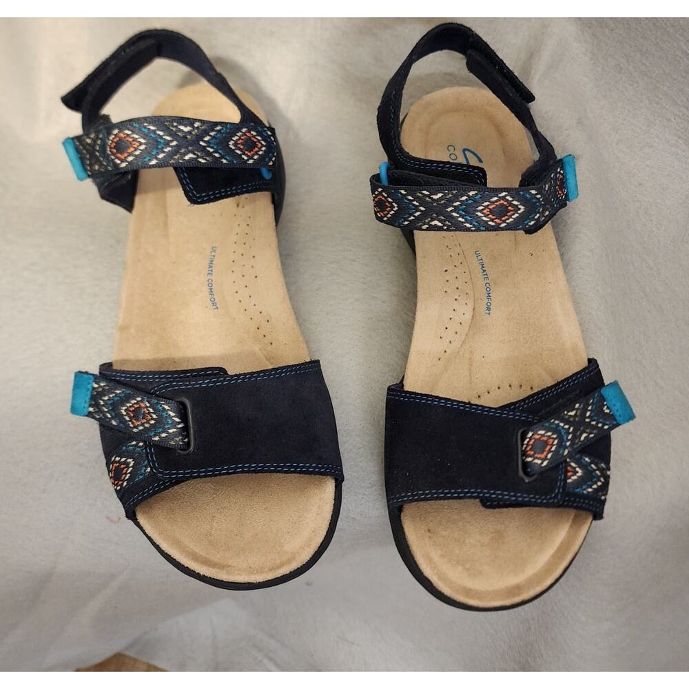 Clarks Comfortable Adjustable Straps Size 8.5W,  Blue